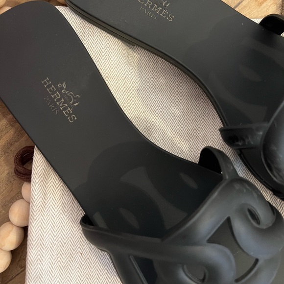 Hermes aloha sandals in Black - Picture 4 of 5